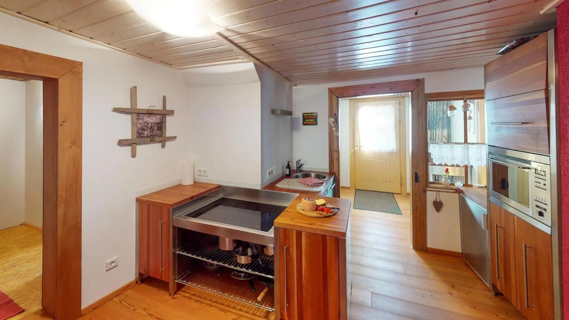 Apartment Uriges Ferienhaus Im Gruenen Grunenbach