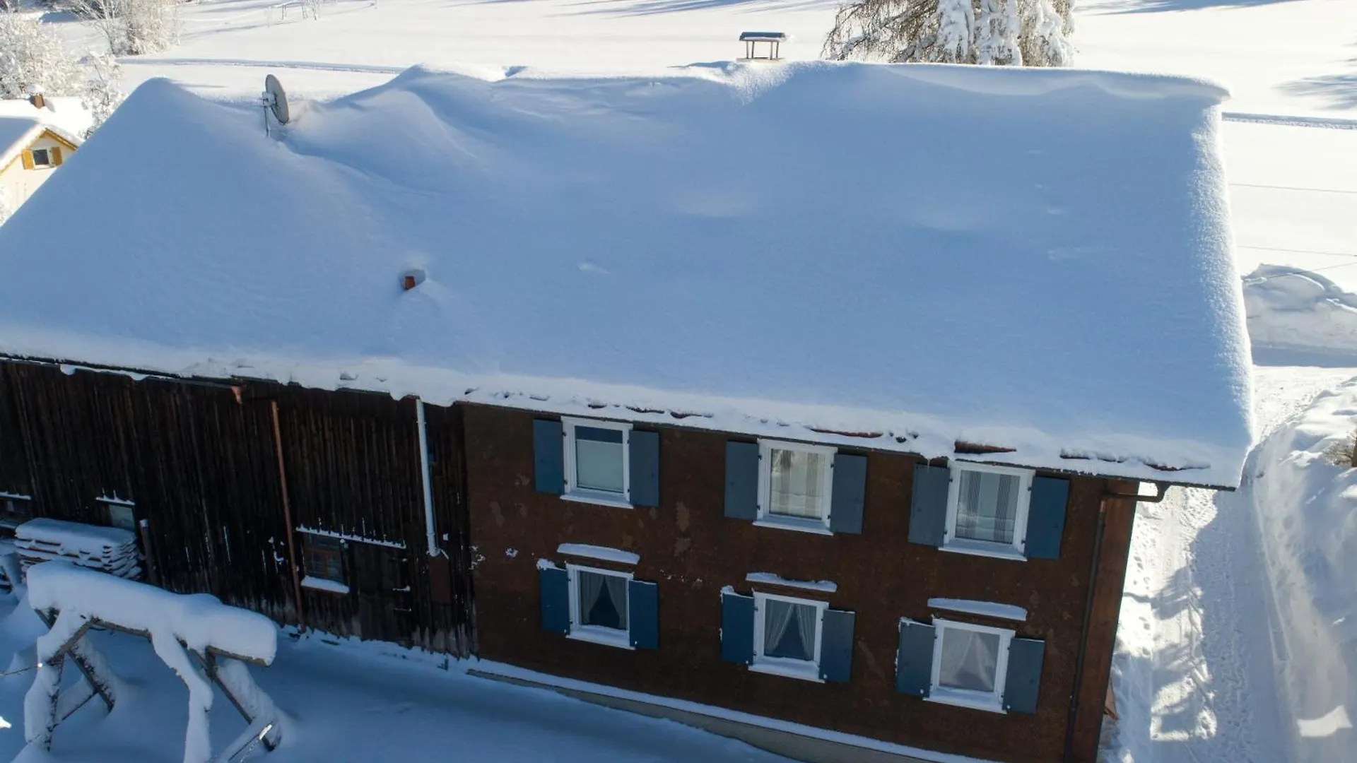 Apartment Uriges Ferienhaus Im Gruenen Grunenbach