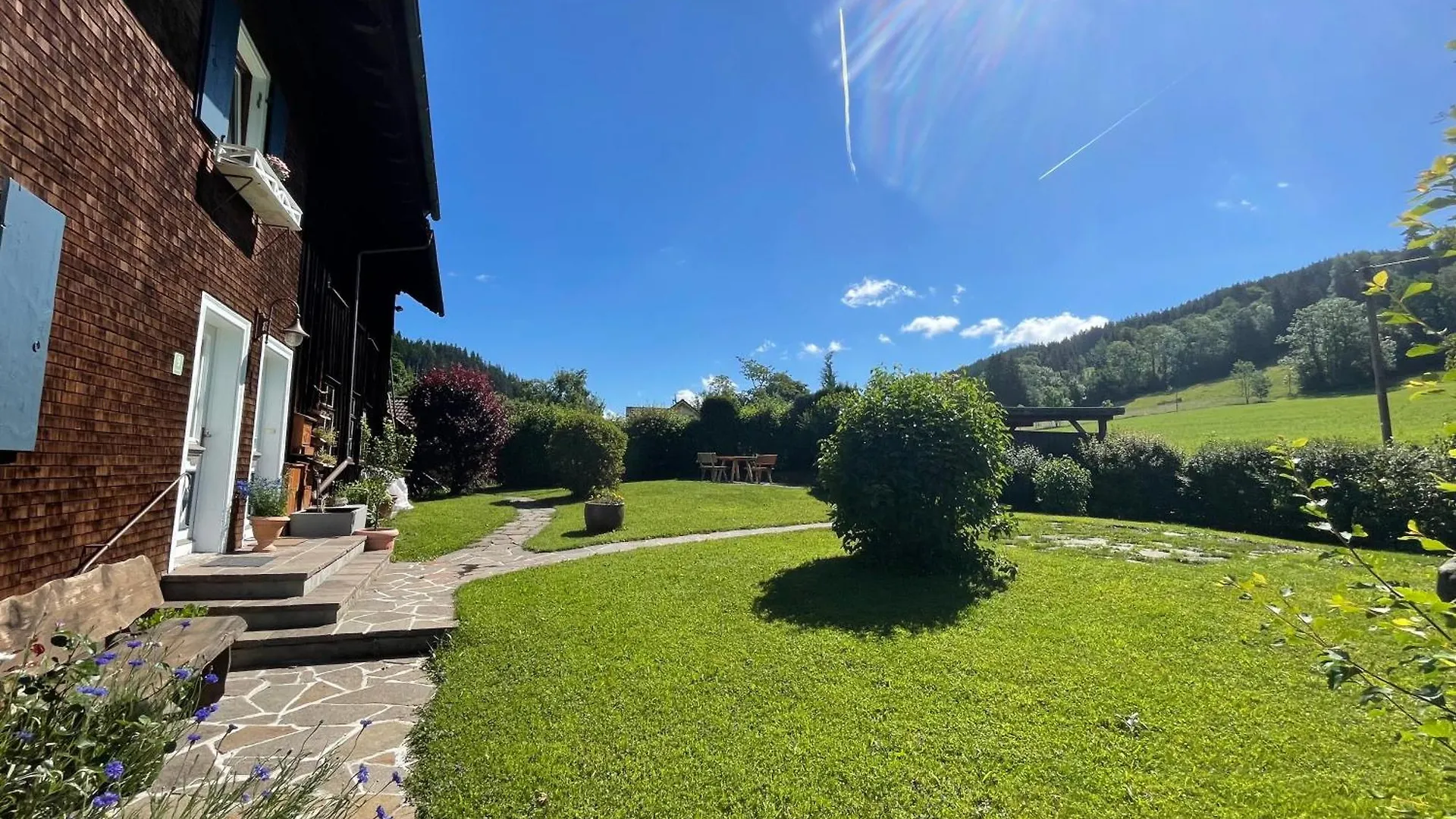 Uriges Ferienhaus Im Gruenen Grunenbach 0*,  Germany